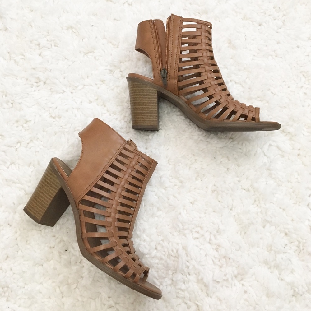 Tan booties! Great condition!